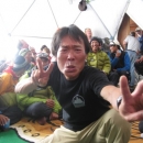 guide-hiro-gets-into-the-party-mood-domodomo.jpg